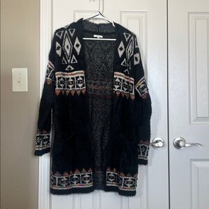 Geometric Aztec Patterned Black Sweater